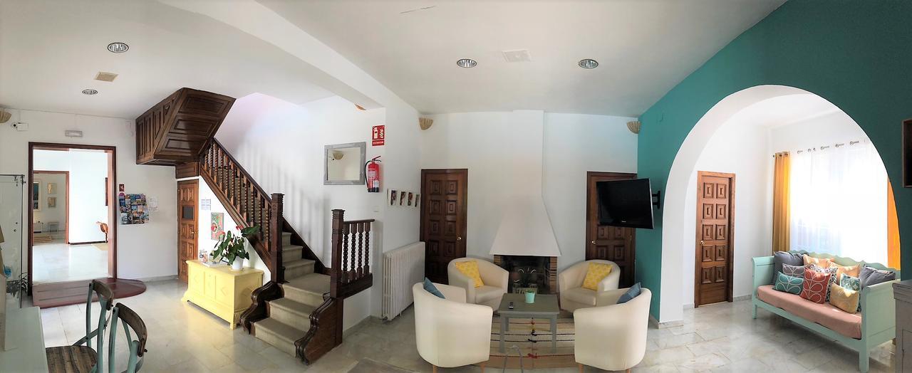 Hotel Capri Ситжес Екстериор снимка